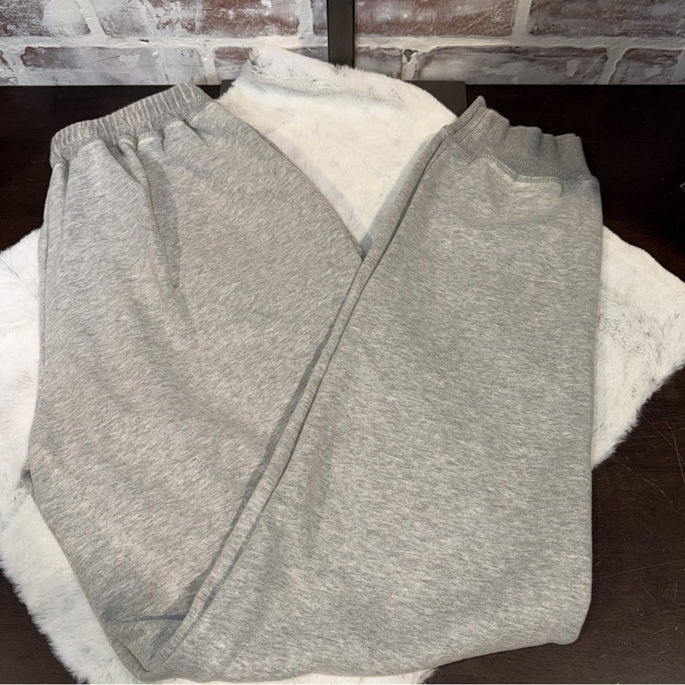 Michelle Mae Gray Joggers women’s large - Picture 7 of 8